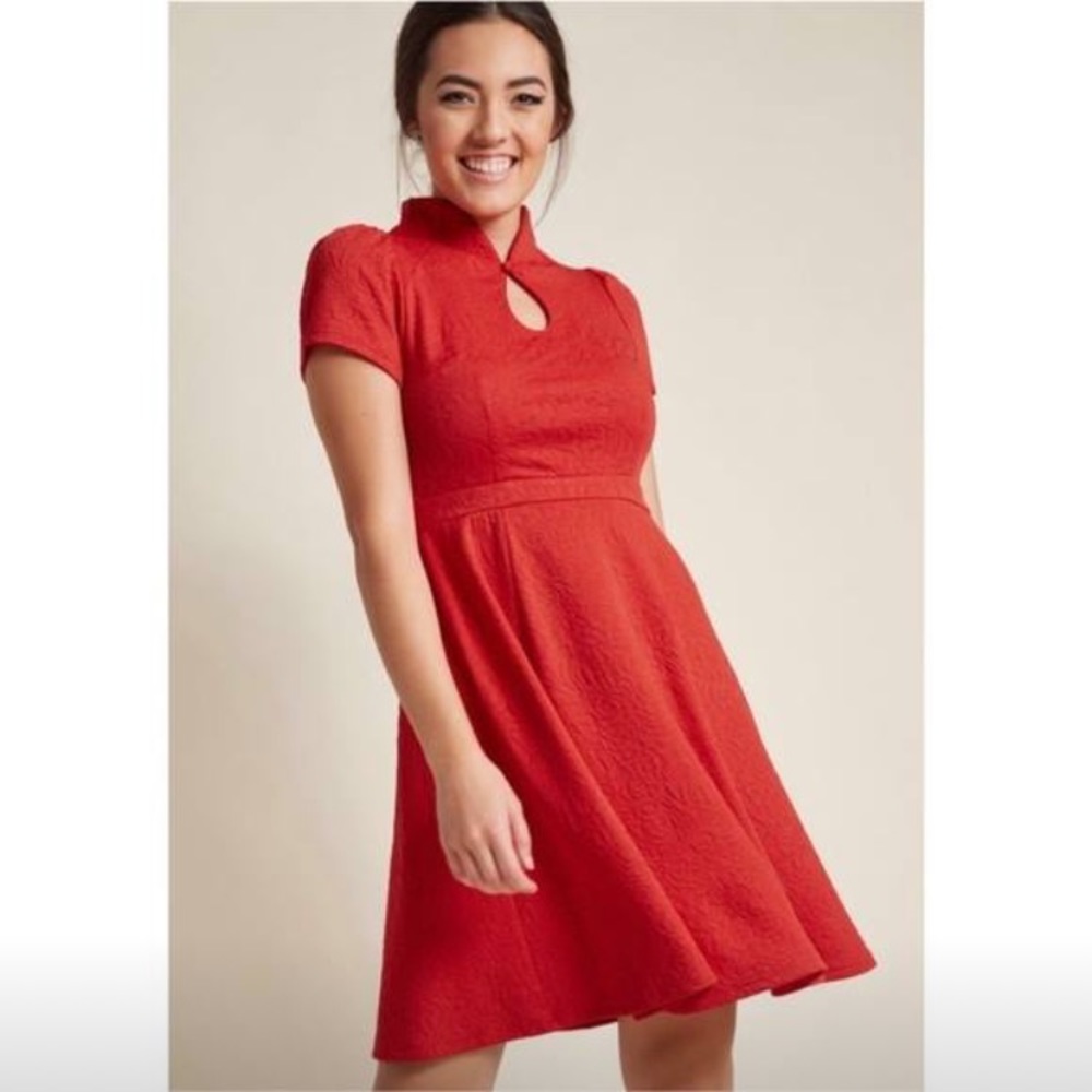 MODCLOTH high society poinsettia red dress small